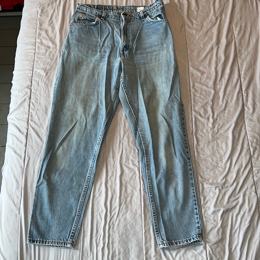 Vintage 90s Levi’s 950 relaxed fit tapered leg 12 Reg M 100% cotton made in USA